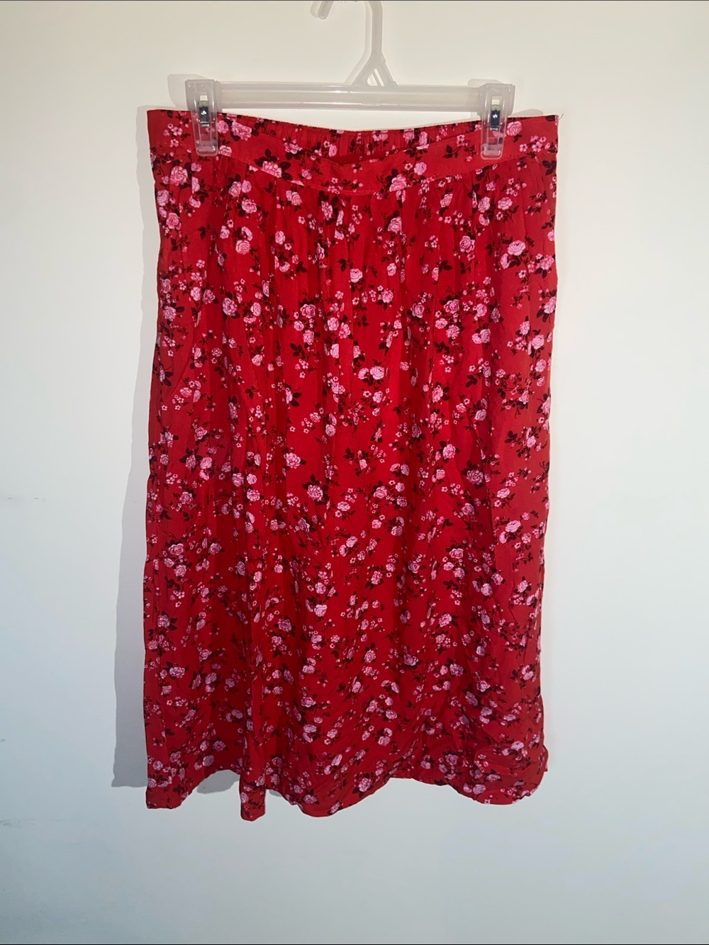 Old Navy Red Floral Maxi Skirt Size L